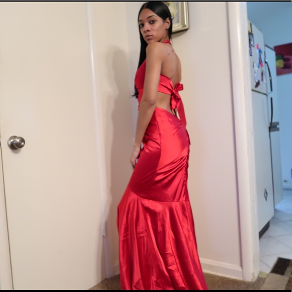 Sexy red prom dress - Picture 7 of 8